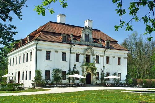 Barokowy pałac z 1741 r.