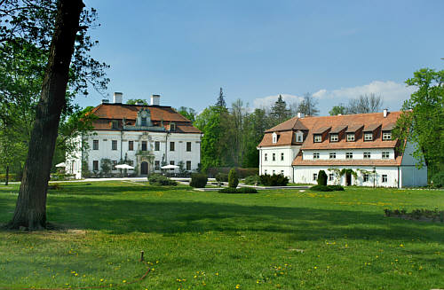 Pałac i oficyna