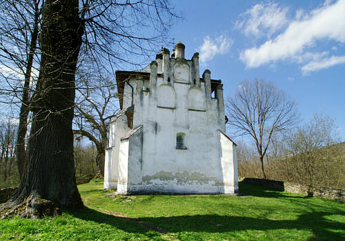 Posada Rybotycka - cerkiew obronna