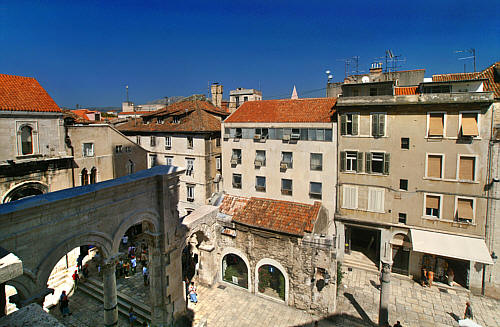 Plac przy katedrze