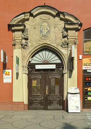 Portal w jednej z kaminic