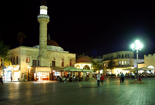 Centralny plac stolicy wyspy o tej samej nazwie