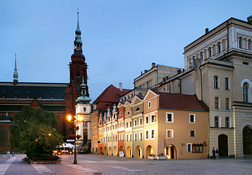 Tzw. Duży Rynek z 'Kamieniczkami Śledziowymi' i katedrą