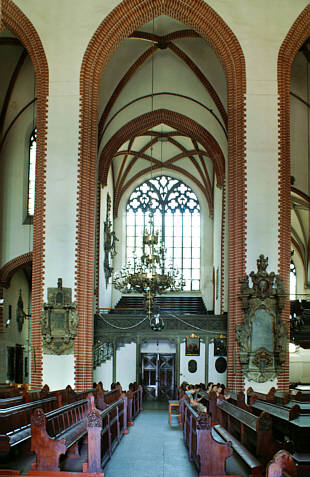 Wnętrze katedry