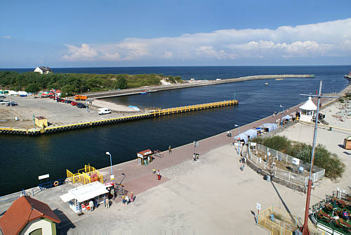 Widok z latarni morskiej na port w Ustce