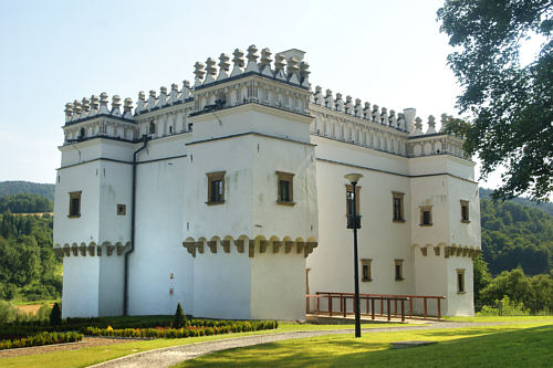 Kasztel przeszedł niedawno generalny remont