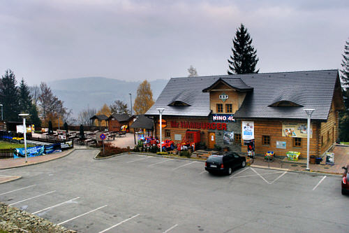 Bar i kino 4D