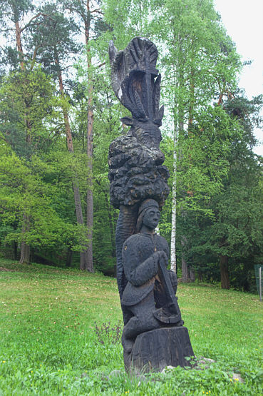 Rzeźby w parku